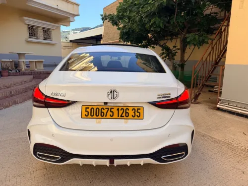 MG MG5 2026 Luxury