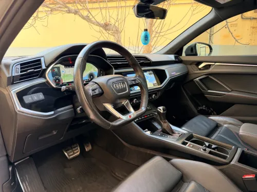 Audi Q3 2023 S-line