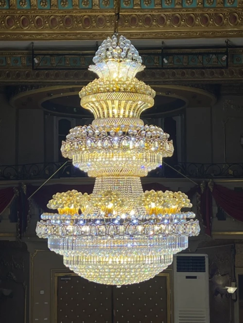 Magnifique lustre en cristal 3metre