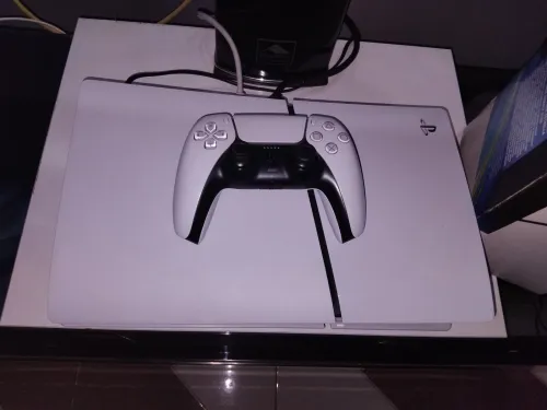 Ps5 slim Standard 1tb