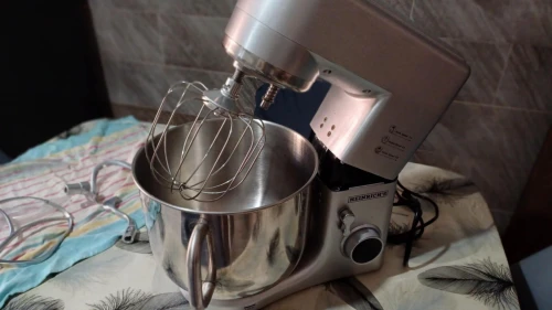 vente un Pétrin multifonction capacité 11L professionel de la marque Allemande Heinrich's
