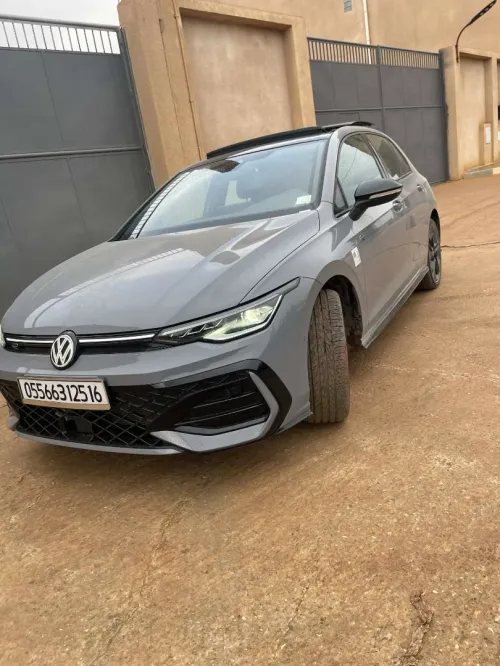 Volkswagen Golf 8 2025 R-Line