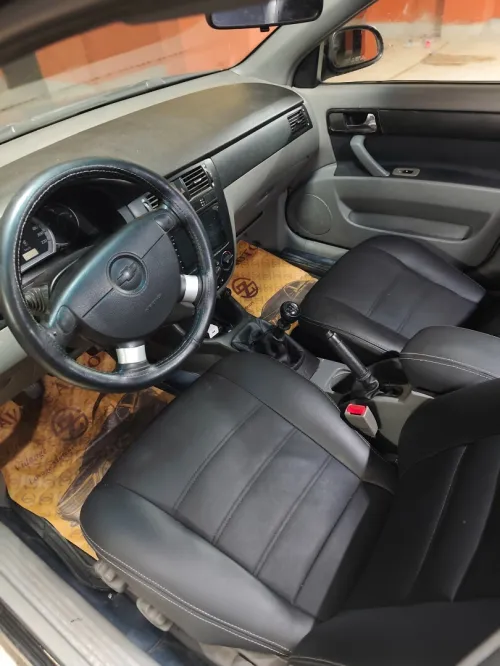 Chevrolet Optra 4 portes 2005 