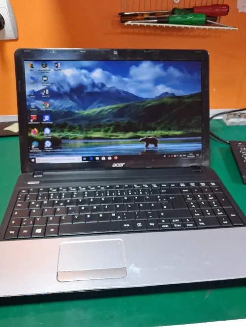Acer Q5WV1. i5, 8Go de ram et 500 Go de disque