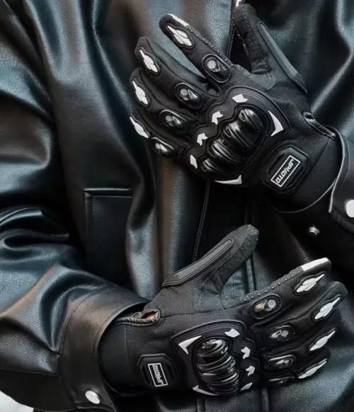 Gant moto très neuf jamais utilisé taille L
