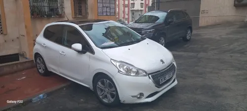 Peugeot 208 2013 Allure