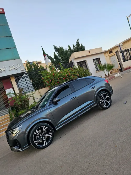 Audi Q3 2022 S Line