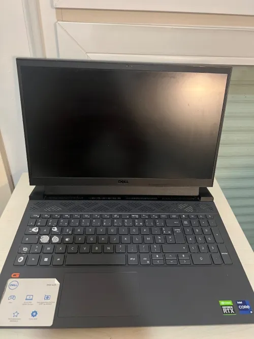 Dell G15 5520