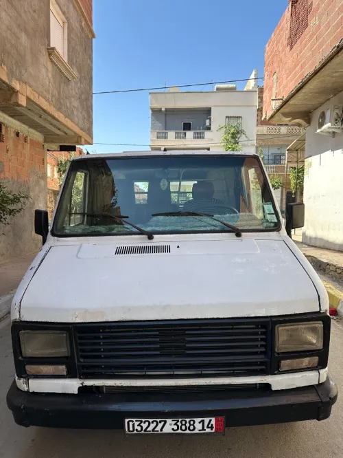 Peugeot بيجو جي سانك J5 1988 1988
