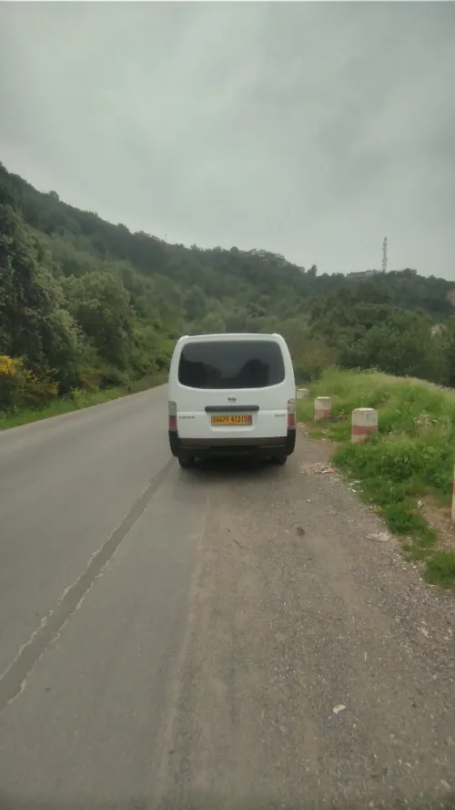 Nissan Urvan 2013