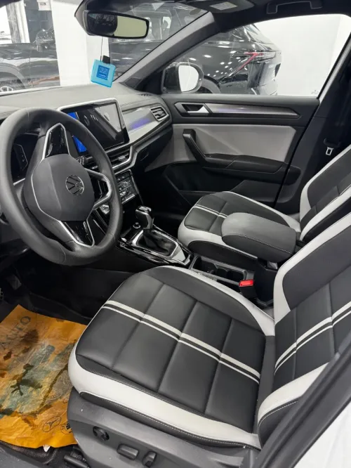 Volkswagen T-Roc 2025 R-Line 