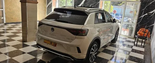 Volkswagen T-Roc 2025 R line beat