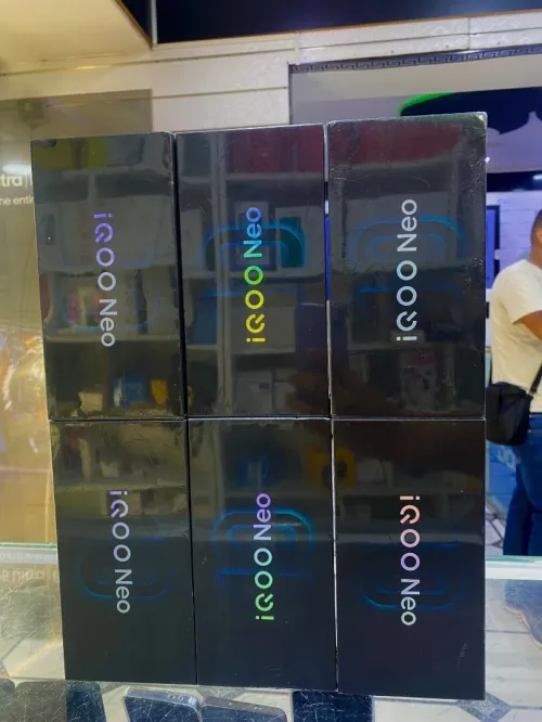 Iqoo neo 10 12/256 