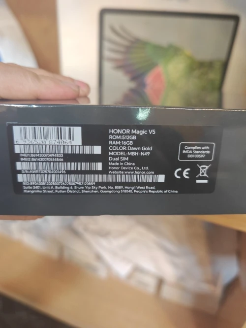 Honor Magic V5 CE