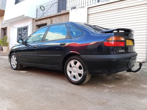 Renault Laguna 1 1994 Fairway