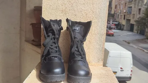 CHAUSSURE MAGNUM 