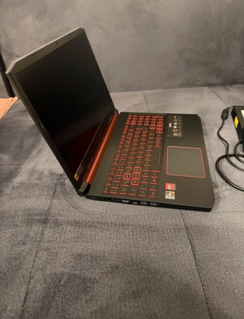 Acer Nitro 5 gaming Laptop