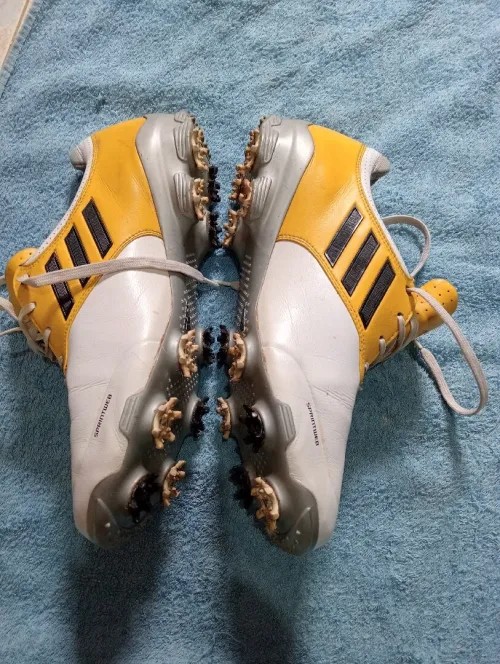 Un soulier de foot 