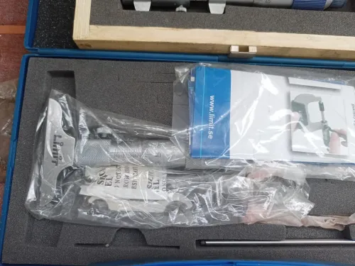 Vent un Lot d'outillage professionnel tour fraiseuse ادوات الخراطة، تور