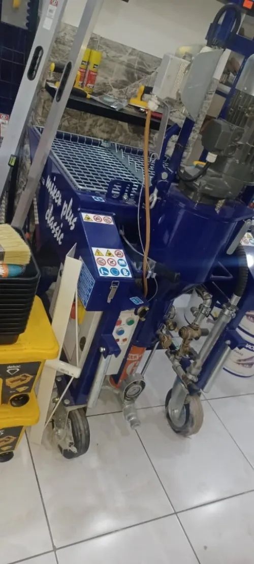 Machine à projeter 