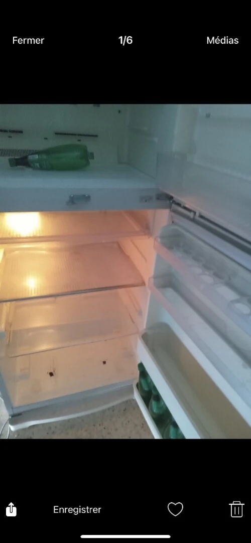 Refrigerator 