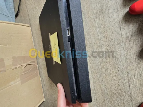 4 ps4 française référence 12.02