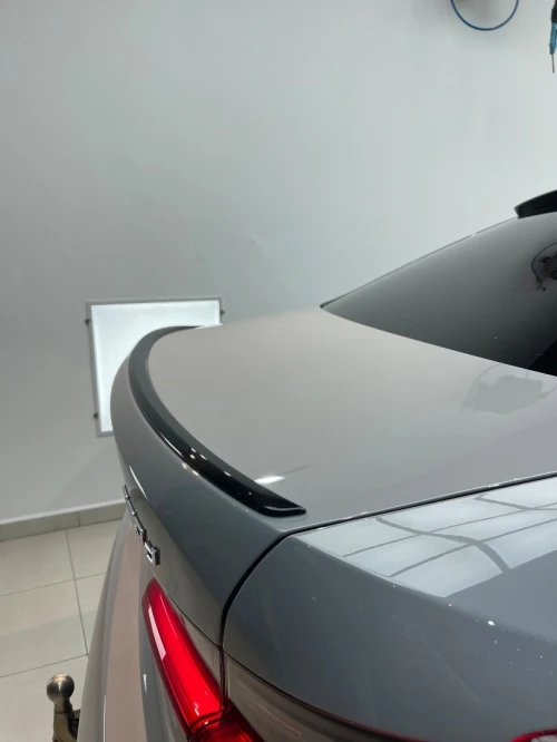 BMW Série 3 2024 M performance