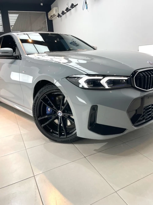 BMW Série 3 2024 M performance