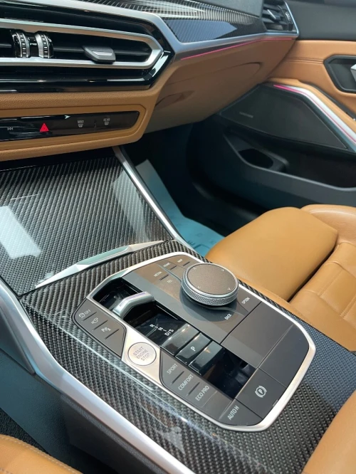 BMW Série 3 2024 M performance