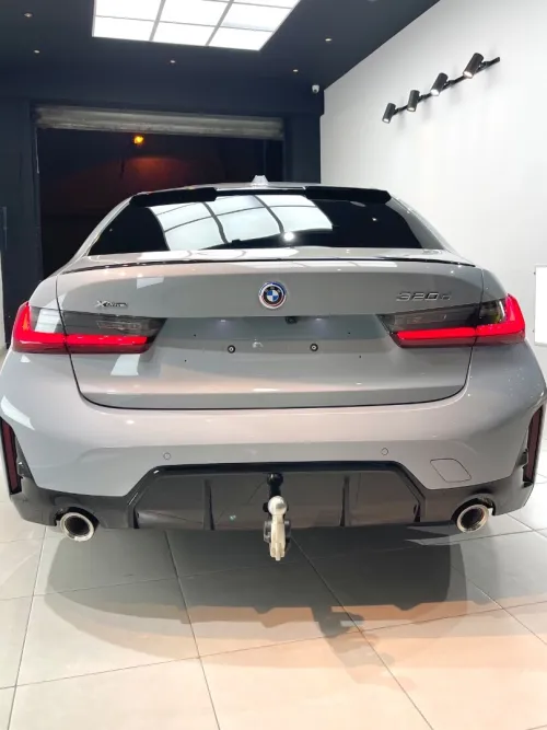 BMW Série 3 2024 M performance