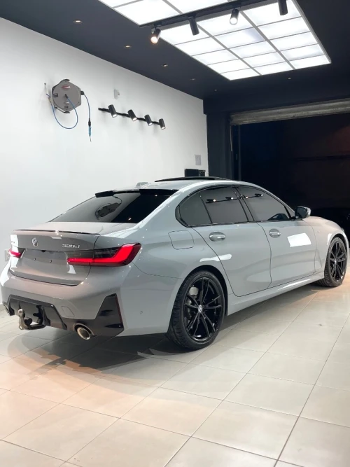 BMW Série 3 2024 M performance