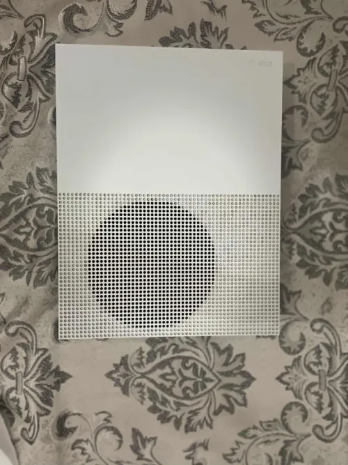 XBOX ONE S 1TB