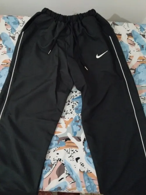 Veste Ferrari bombée jdida, srwal track pants jdid