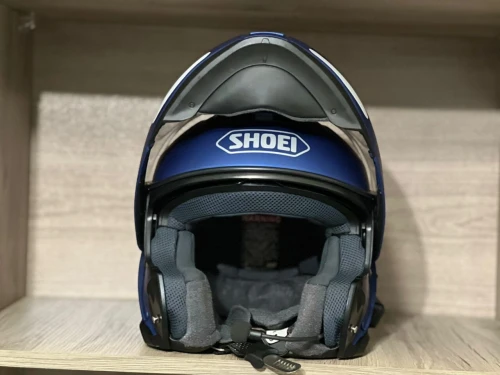 Casque shoei tai M plus blutoot cardou +baf Jbl