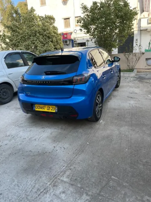 Peugeot 208 2021 208