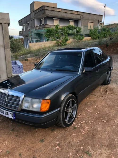 Mercedes E320 1988 Benz