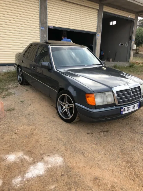 Mercedes E320 1988 Benz