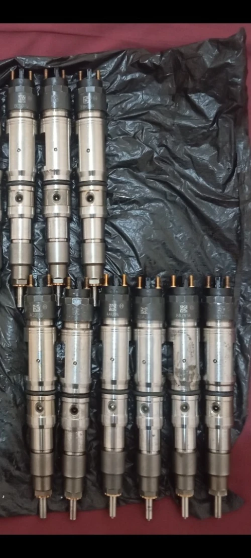 Injecteurs Bosch MTU 1600 origine neufs disponibles