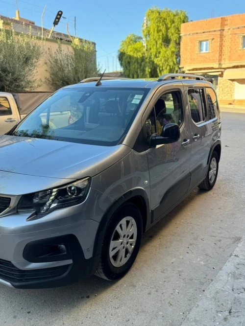 Peugeot peugeot rifter 2021 