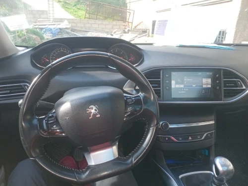 Peugeot 308 2015 