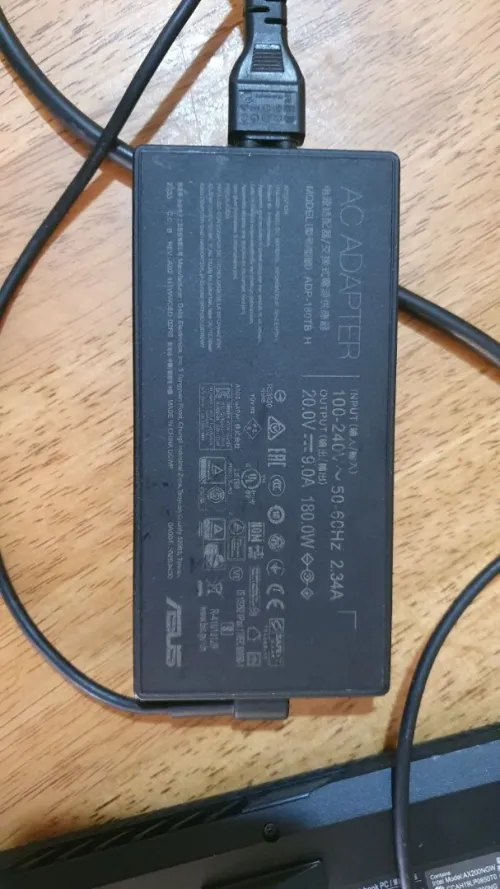 ASUS GA502DU laptop gaming