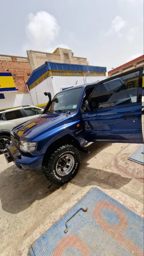 Mitsubishi Pajero Court 1999 Pajero Court
