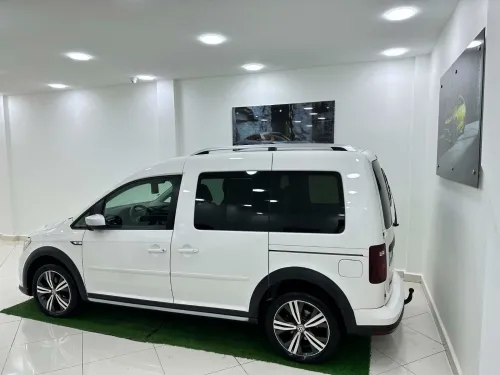 Volkswagen Caddy 2017 Altrack 3