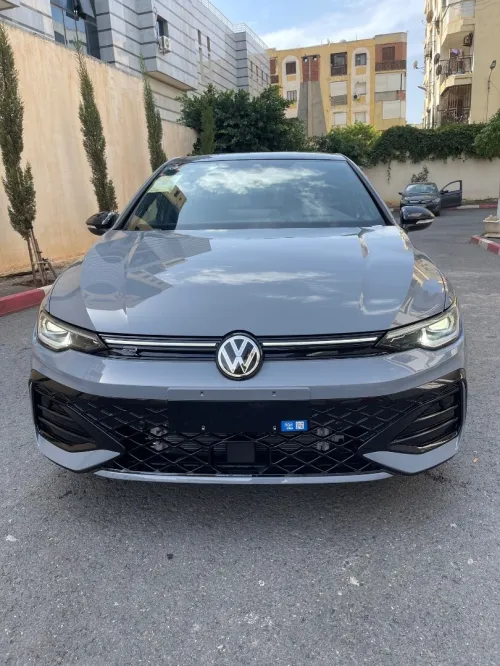 Volkswagen Golf 8 2025 R Black Edition 