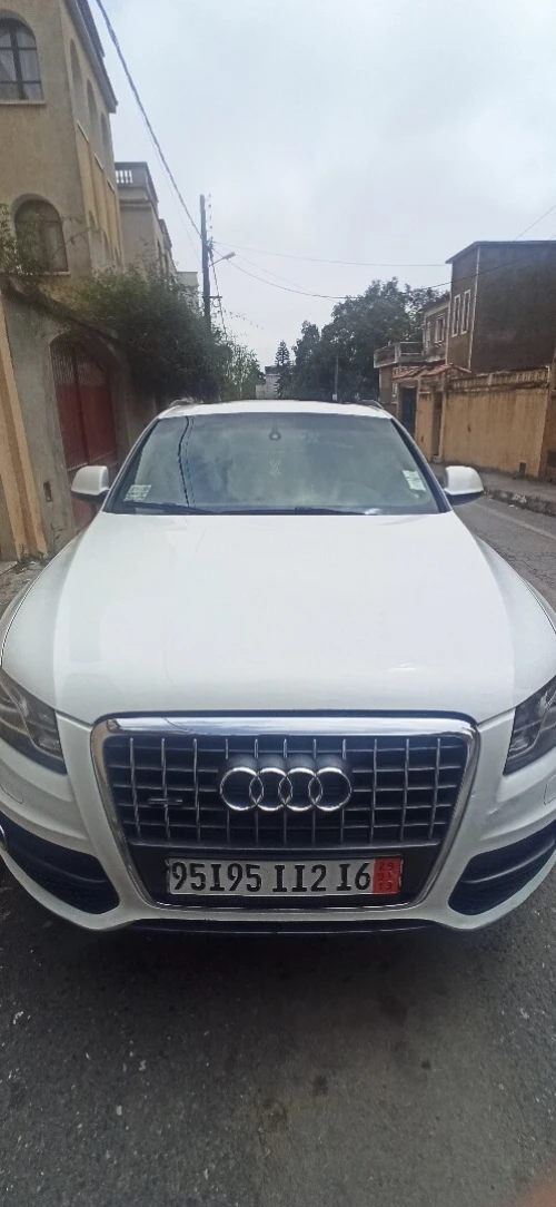 Audi Q5 2012 Off Road