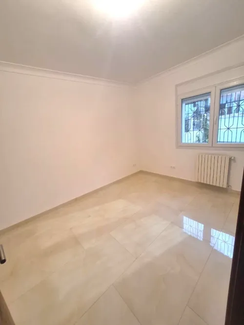 Location Appartement Niveau de villa F4 Alger Birkhadem