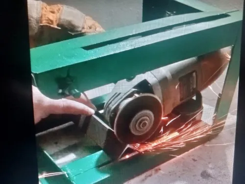 table multi  fonction  pour petit tronçonneuse