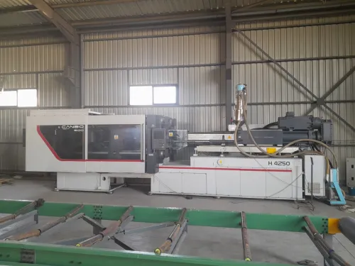 Machine injection de plastique 500 ton
