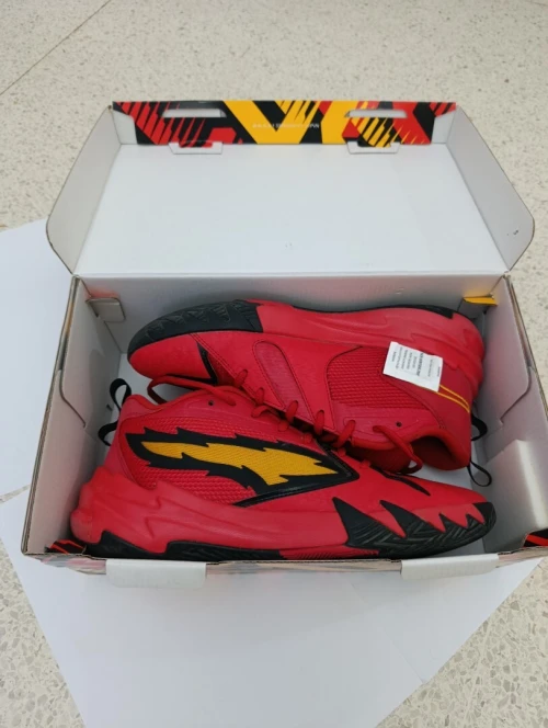 Basket de basketball puma scoot zéros rétro le numéro 