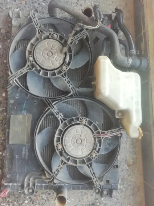 Radiateur tata xenon 2.2 dicor